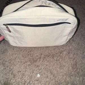 NWT Thirty-one Cream Belt Bag